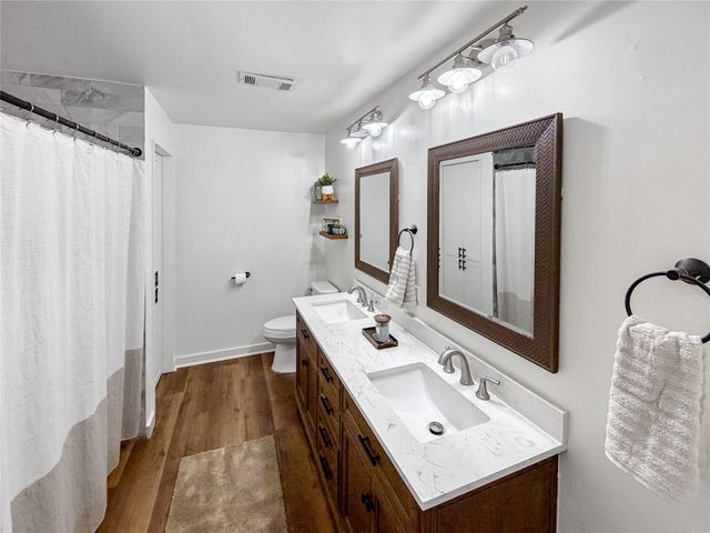 1409 Kathy Avenue, Sealy, TX 77474