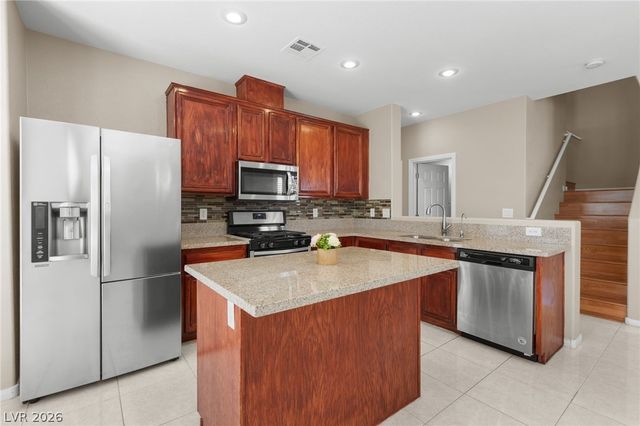 319 Fox Lake Avenue, Las Vegas, NV 89148