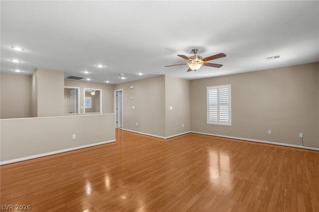 319 Fox Lake Avenue, Las Vegas, NV 89148