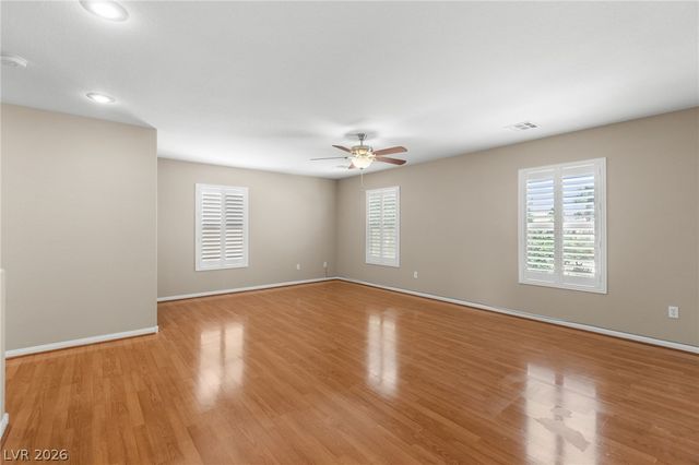 319 Fox Lake Avenue, Las Vegas, NV 89148
