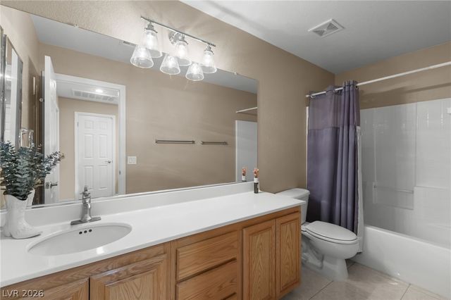 319 Fox Lake Avenue, Las Vegas, NV 89148