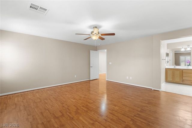 319 Fox Lake Avenue, Las Vegas, NV 89148