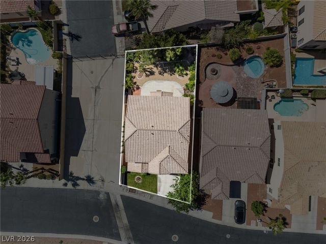 319 Fox Lake Avenue, Las Vegas, NV 89148