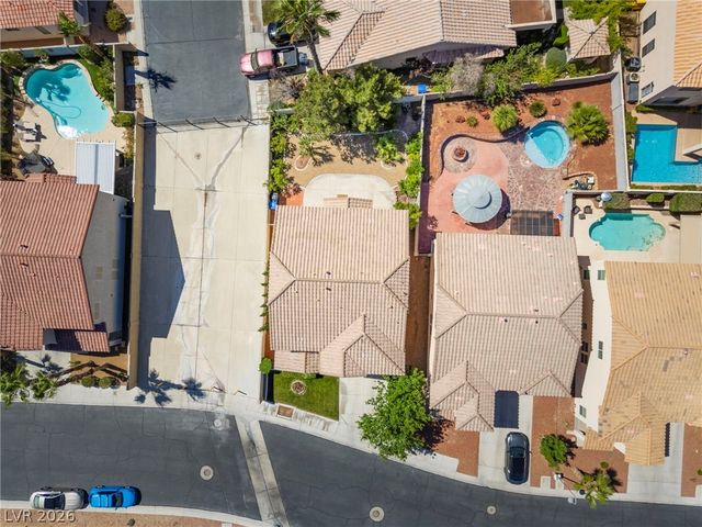 319 Fox Lake Avenue, Las Vegas, NV 89148
