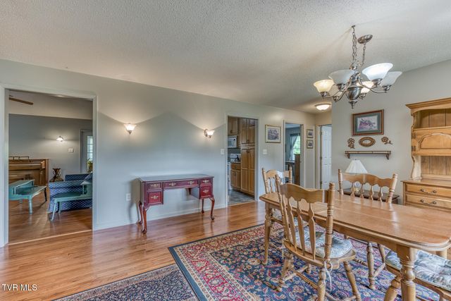 1044 Waters Road, Laurel Bloomery, TN 37680