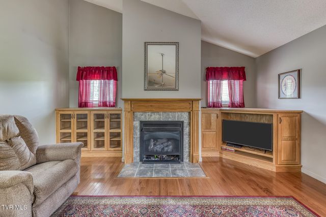 1044 Waters Road, Laurel Bloomery, TN 37680