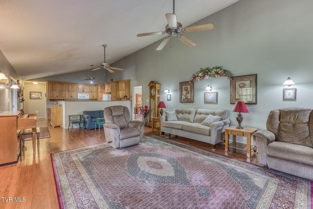 1044 Waters Road, Laurel Bloomery, TN 37680