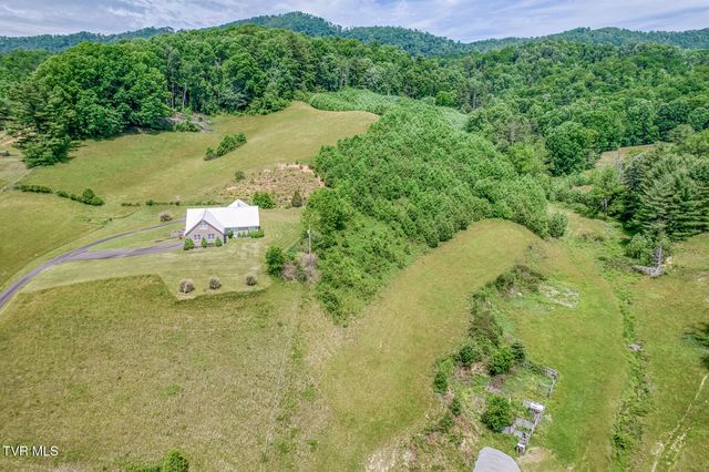 1044 Waters Road, Laurel Bloomery, TN 37680