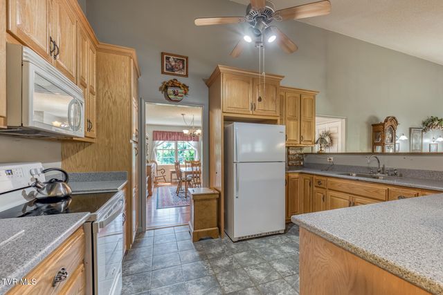 1044 Waters Road, Laurel Bloomery, TN 37680