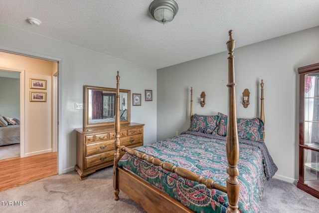 1044 Waters Road, Laurel Bloomery, TN 37680
