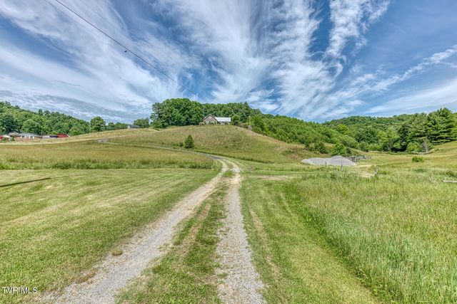 1044 Waters Road, Laurel Bloomery, TN 37680