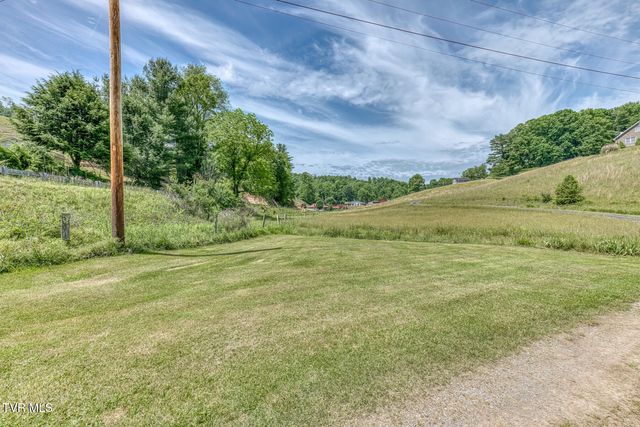 1044 Waters Road, Laurel Bloomery, TN 37680