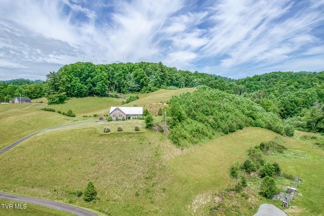 1044 Waters Road, Laurel Bloomery, TN 37680