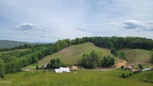 1044 Waters Road, Laurel Bloomery, TN 37680
