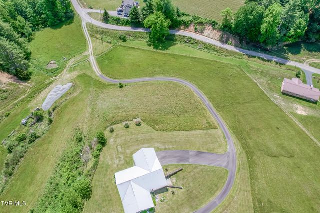 1044 Waters Road, Laurel Bloomery, TN 37680