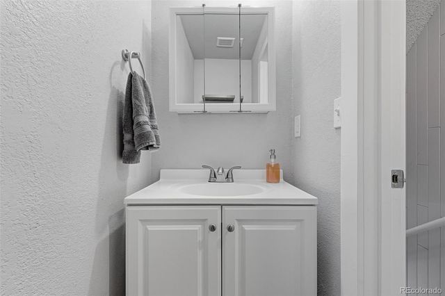 1615 Depew Street, Lakewood, CO 80214