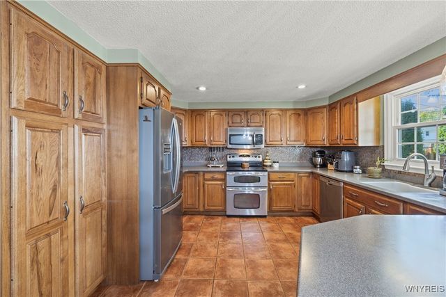 284 Patrice, Amherst, NY 14221