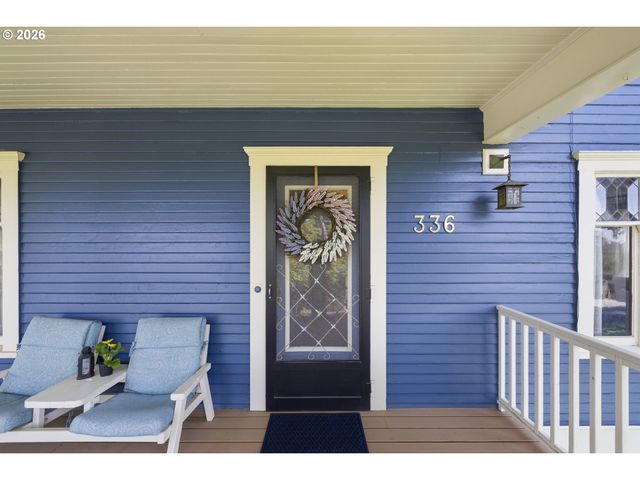 336 HILL St, Silverton, OR 97381