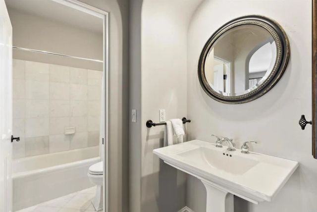 16733 Calle Hermosa, San Diego, CA 92127