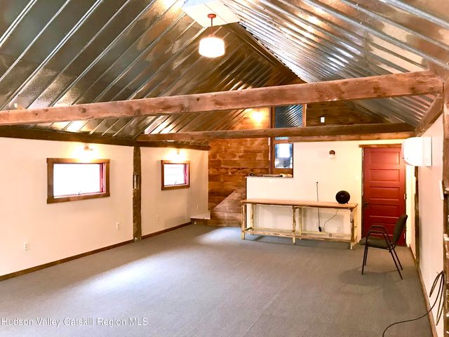 1 Highwoods Road, Saugerties, NY 12477