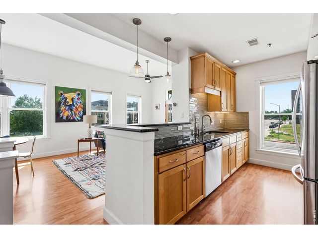401 Mason Ct 203, Fort Collins, CO 80524