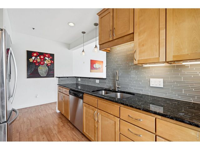 401 Mason Ct 203, Fort Collins, CO 80524