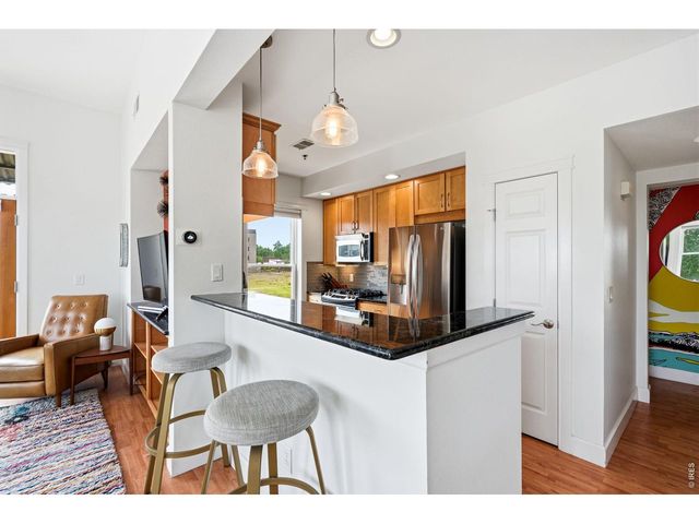 401 Mason Ct 203, Fort Collins, CO 80524