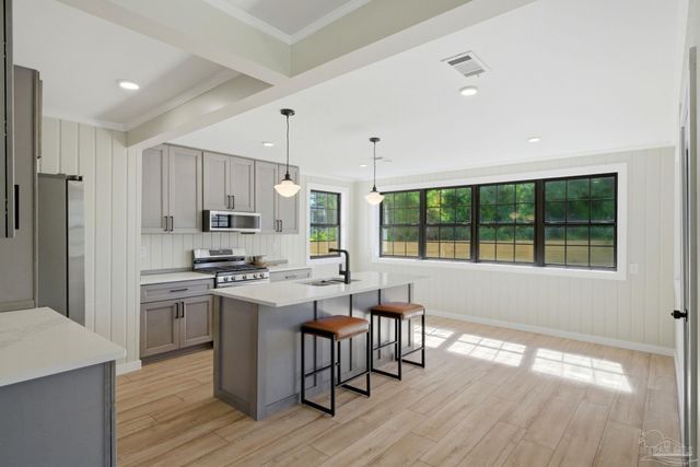 305 Greve Rd, Pensacola, FL 32506