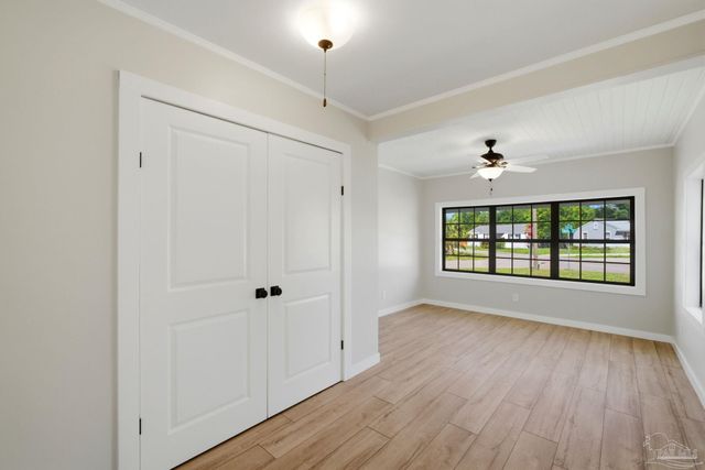 305 Greve Rd, Pensacola, FL 32506
