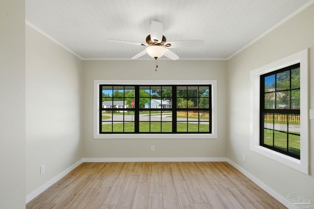 305 Greve Rd, Pensacola, FL 32506