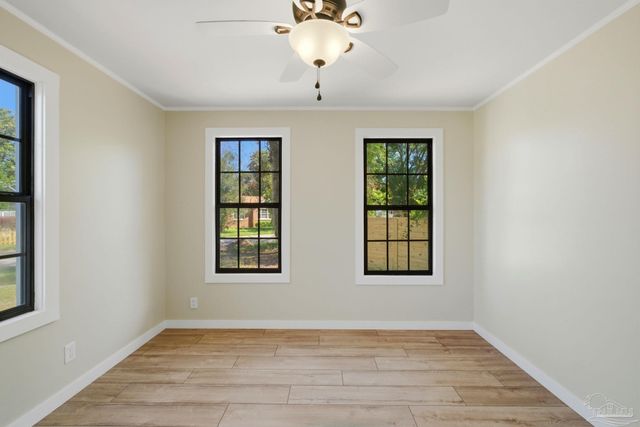 305 Greve Rd, Pensacola, FL 32506
