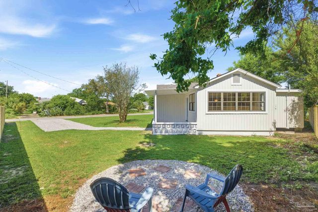 305 Greve Rd, Pensacola, FL 32506