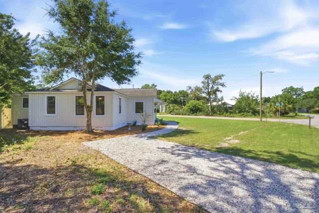 305 Greve Rd, Pensacola, FL 32506