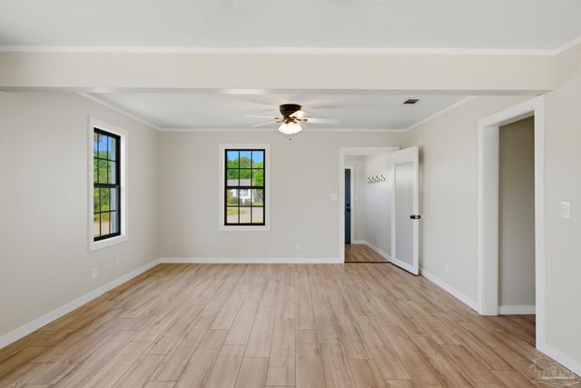 305 Greve Rd, Pensacola, FL 32506