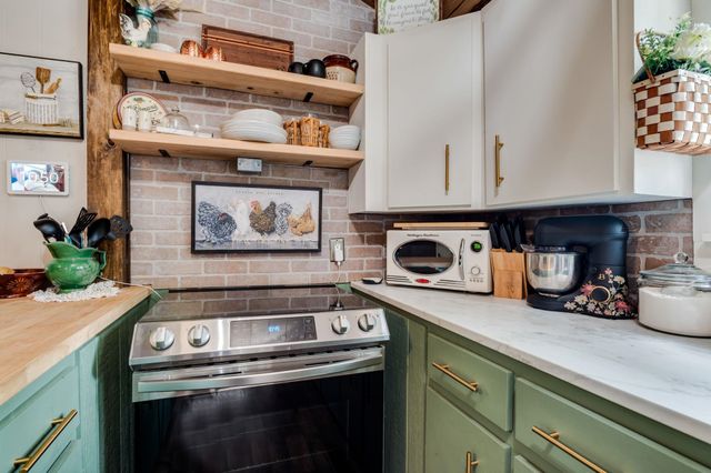 506 S Central, Mulvane, KS 67110