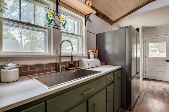 506 S Central, Mulvane, KS 67110