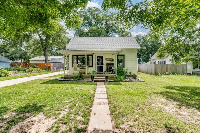 506 S Central, Mulvane, KS 67110
