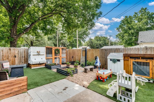 506 S Central, Mulvane, KS 67110