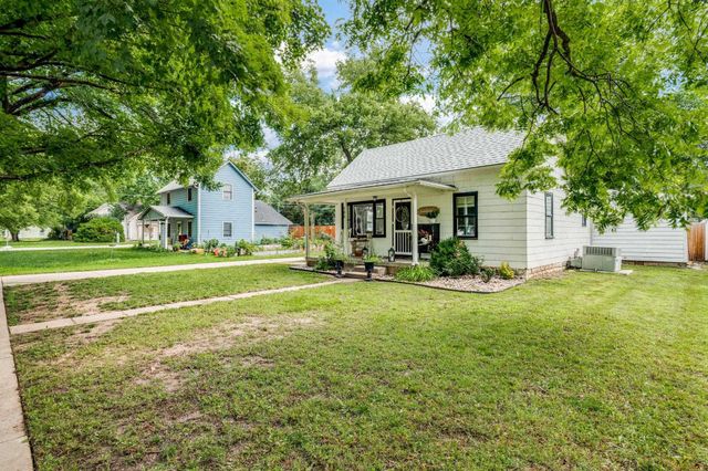506 S Central, Mulvane, KS 67110
