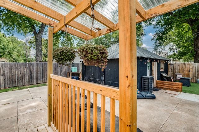 506 S Central, Mulvane, KS 67110