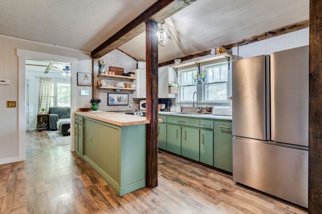 506 S Central, Mulvane, KS 67110