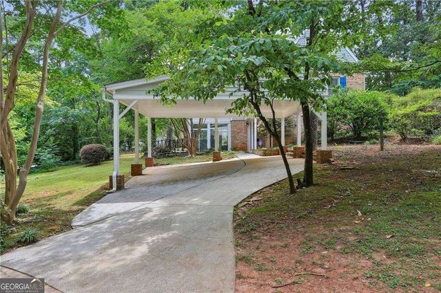 5622 Williamsburg, Norcross, GA 30093