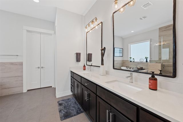 4101 Isadora DR, Bee Cave, TX 78738