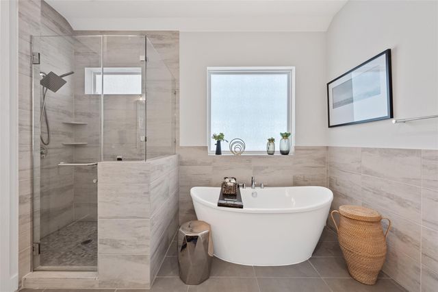 4101 Isadora DR, Bee Cave, TX 78738