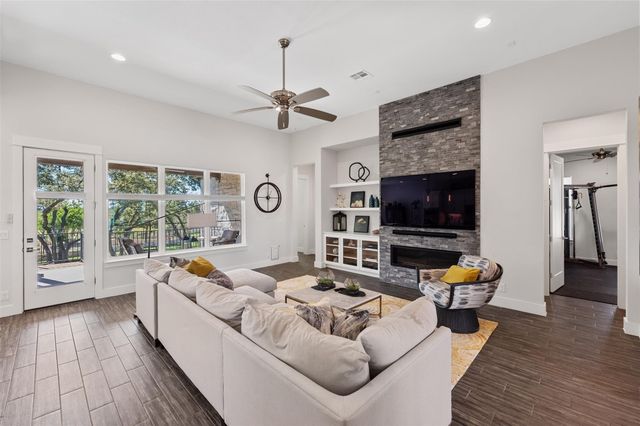 4101 Isadora DR, Bee Cave, TX 78738