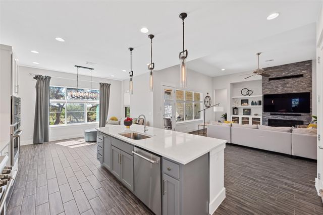 4101 Isadora DR, Bee Cave, TX 78738