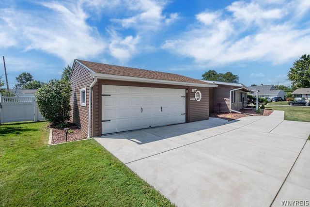 983 Enola Road, Grand Island, NY 14072