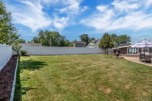 983 Enola Road, Grand Island, NY 14072