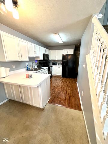 9440 Enclave Drive A, Avon, IN 46123