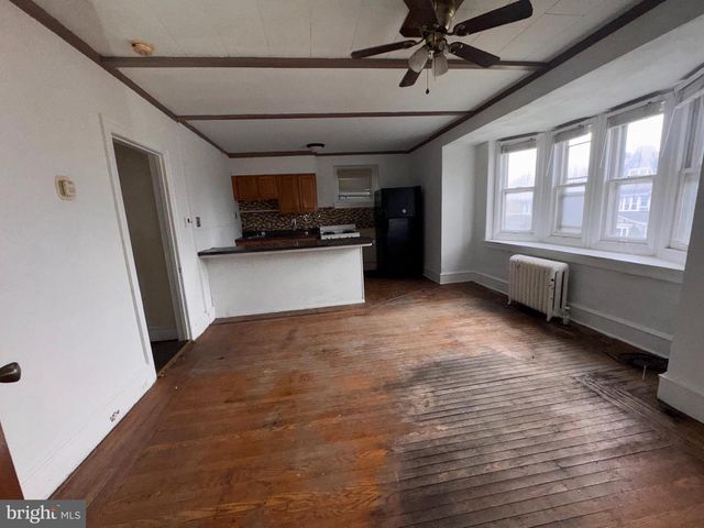 813 N 64TH ST, Philadelphia, PA 19151